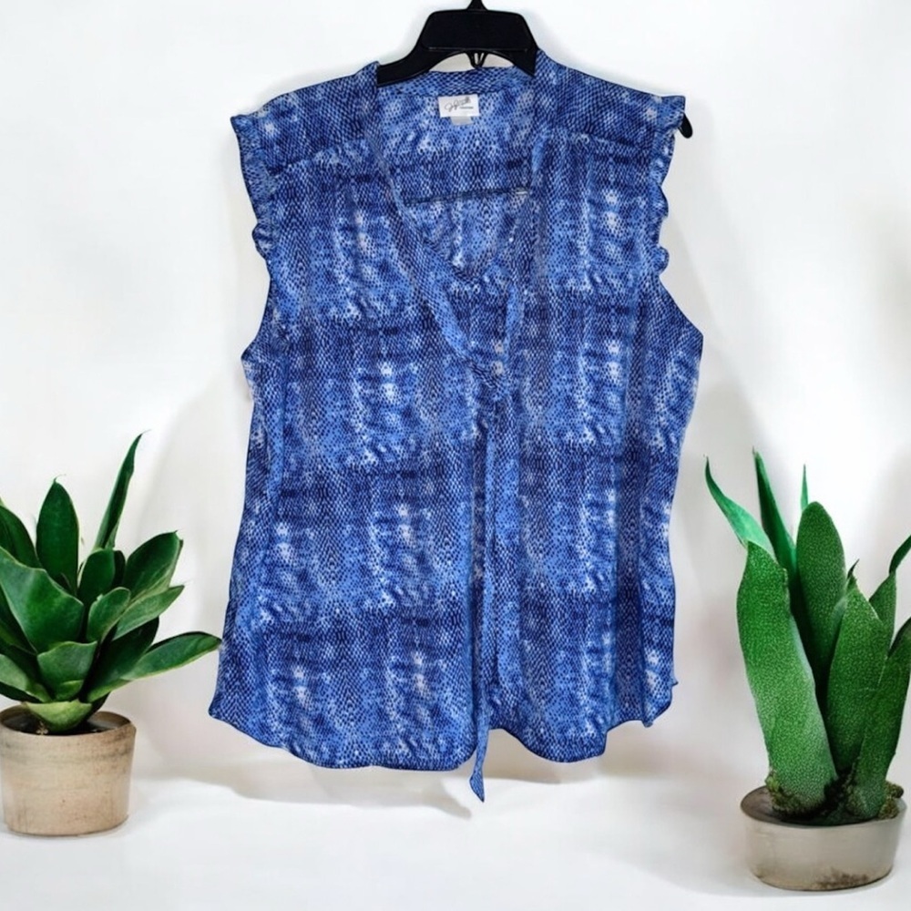 Jaclyn Smith Blue Sleeveless Tie Front Blouse